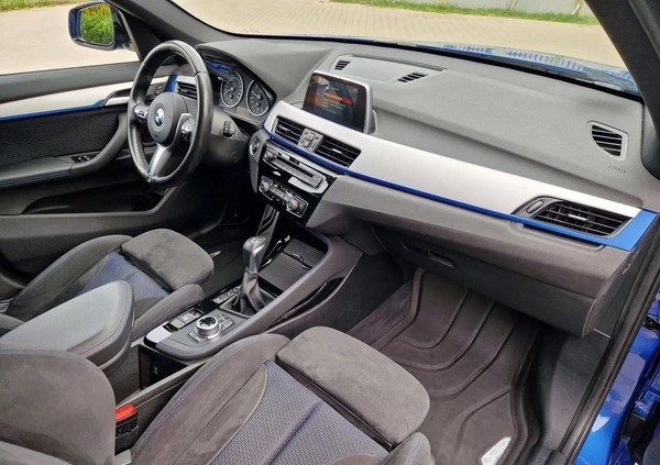 BMW X1 cena 109000 przebieg: 146000, rok produkcji 2017 z Warszawa małe 211